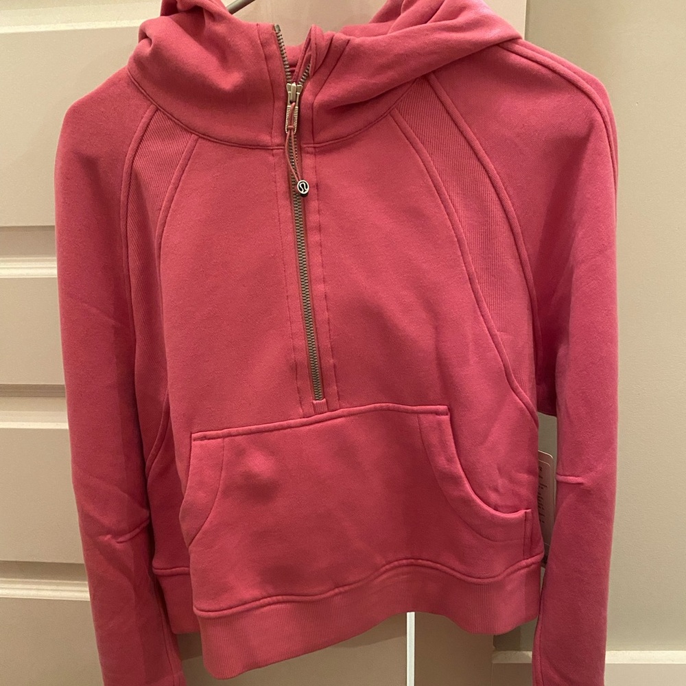 NWT lululemon pink blossom scuba